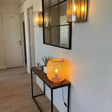 Le Phare, Grand Face *