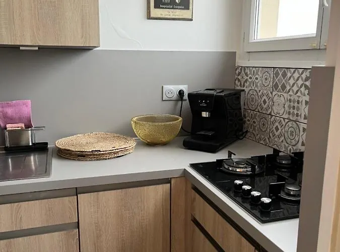 Le Phare, Grand Face *